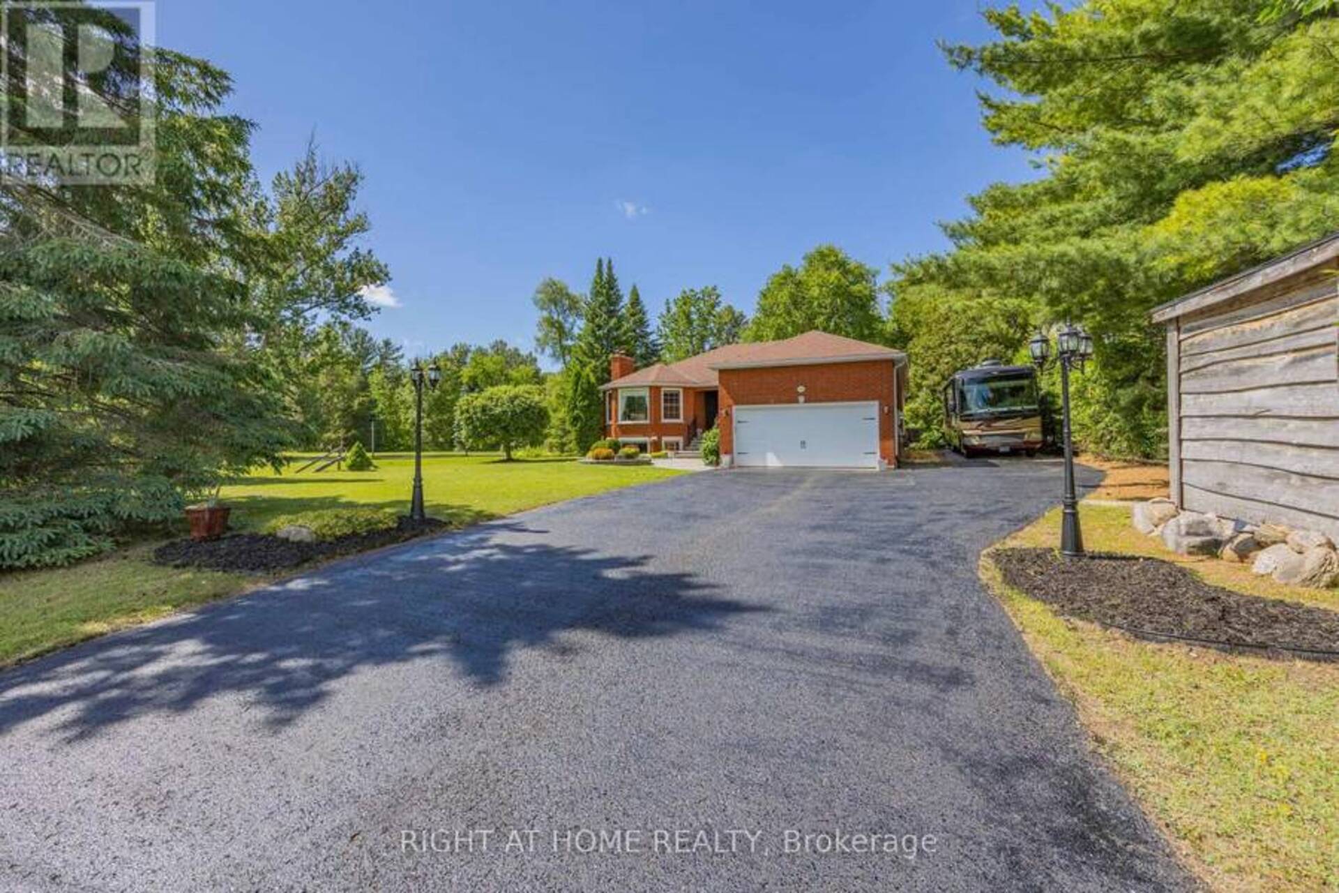 1108 GOSHEN ROAD Innisfil