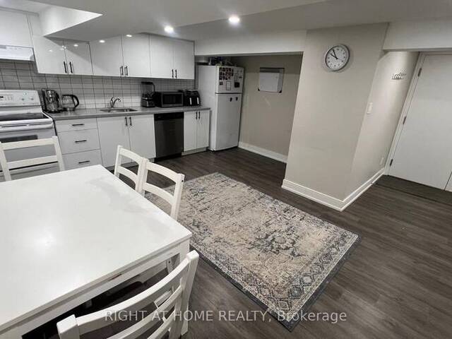 LOWER - 31 NORTHAMPTON DR DRIVE Toronto Ontario