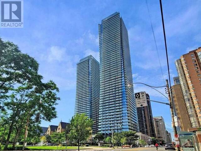 1002 - 1080 BAY STREET Toronto Ontario