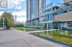 805 - 10 NAVY WHARF COURT Toronto