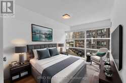 505 - 11 ST JOSEPH STREET Toronto