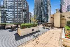 505 - 11 ST JOSEPH STREET Toronto