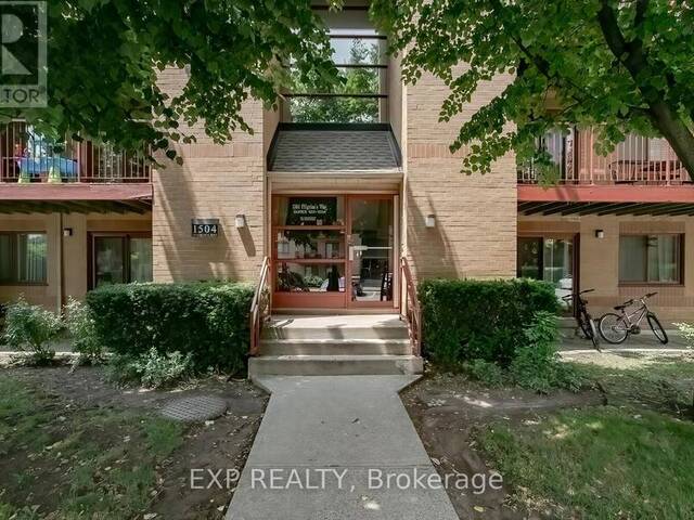 1031 - 1504 PILGRIMS WAY Oakville  Ontario