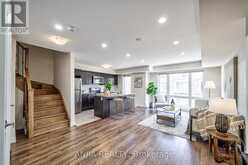 216 - 10 DUNSHEATH WAY Markham 