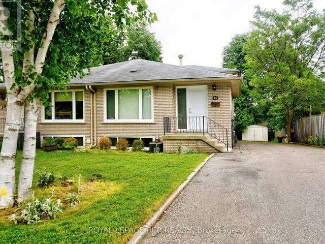 15 MCDONALD DRIVE Aurora  Ontario