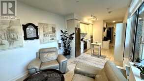 216 - 1 PROMENADE CIRCLE Vaughan 