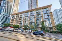 716 - 9 SPADINA AVENUE Toronto