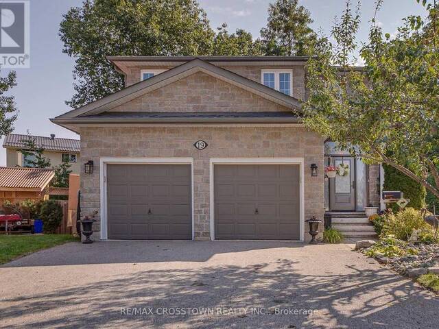 19 MCCARTHY COURT Barrie  Ontario