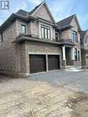 43 BUSH RIDGE AVENUE Richmond Hill 