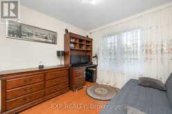 286 - 23 OBSERVATORY LANE Richmond Hill