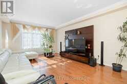 286 - 23 OBSERVATORY LANE Richmond Hill 