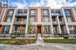 913 - 2 STECKLEY HOUSE LANE E Richmond Hill 