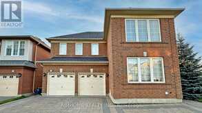 61 SARUM CRESCENT Markham