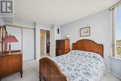 912 - 22 CLARISSA DRIVE Richmond Hill 