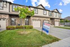 1020 OAKCROSSING GATE E London