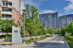 572 - 23 COX BOULEVARD Markham 