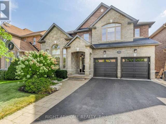 754 VALLEY GREEN TRAIL Newmarket Ontario