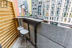 310 - 1001 BAY STREET Toronto