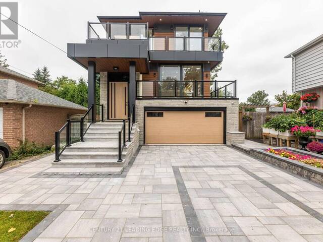 52 WILDWOOD AVENUE Richmond Hill  Ontario