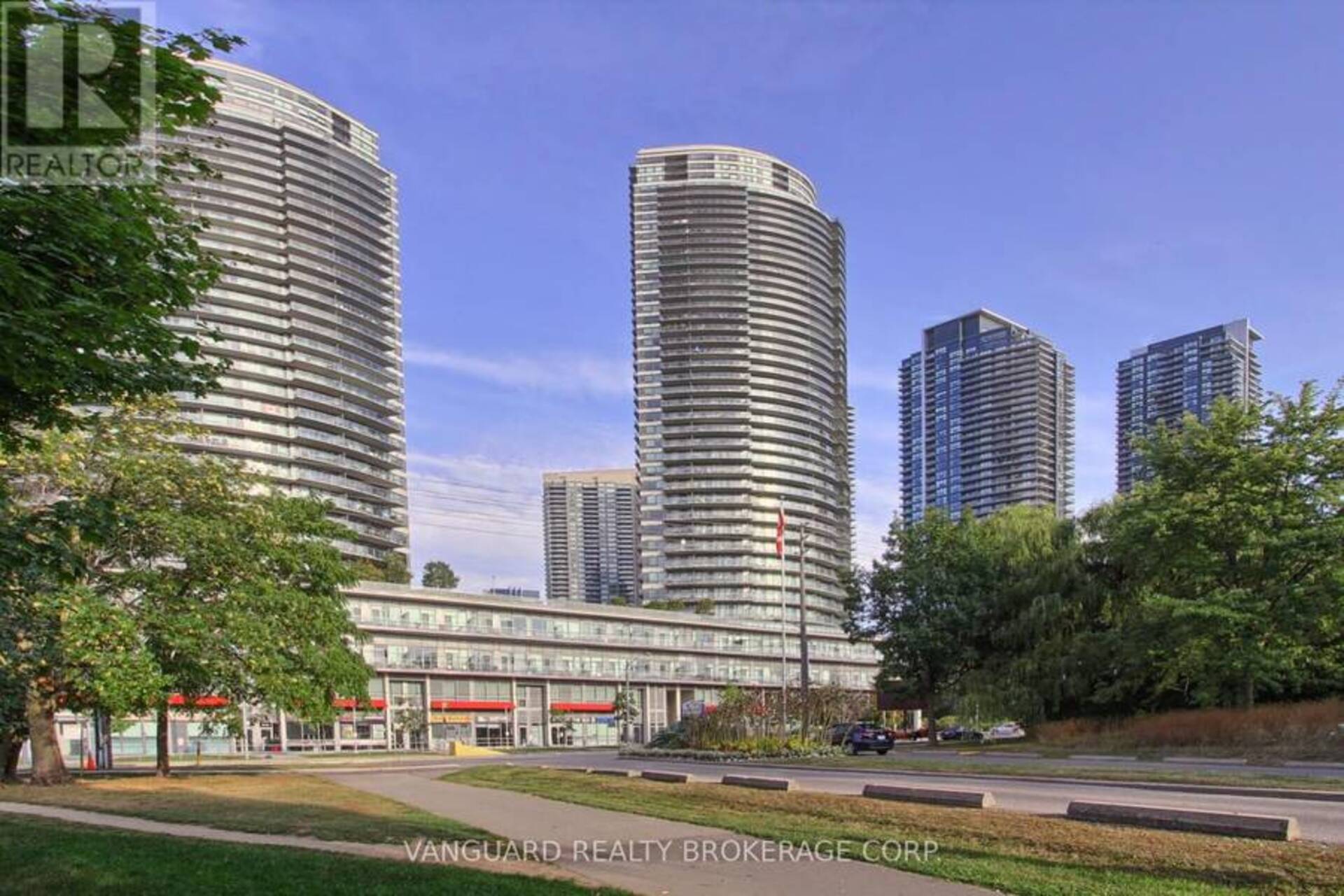 TH3 - 2230 LAKE SHORE BOULEVARD W Toronto