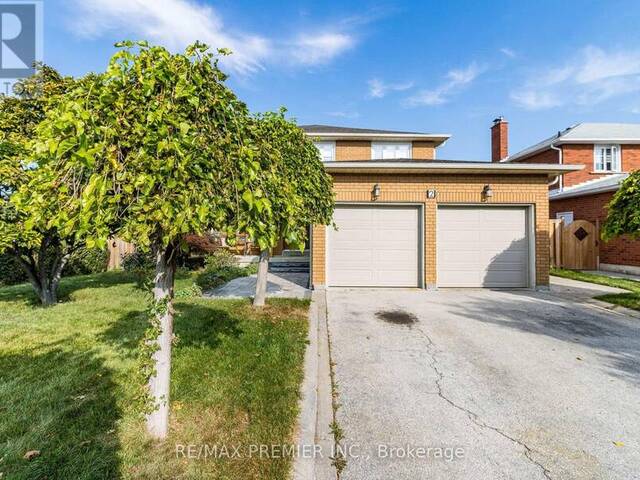 2 BALLYCASTLE CRESCENT Brampton  Ontario