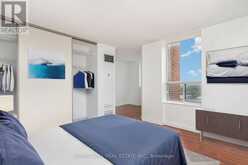 1304 - 330 MCCOWAN ROAD W Toronto