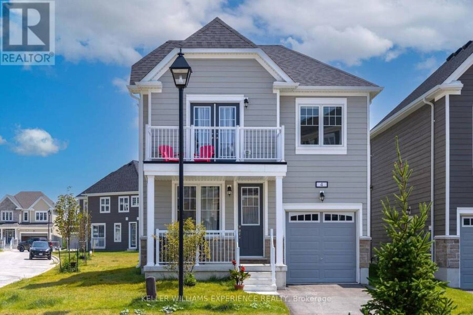 4 COURTLAND WAY Wasaga Beach