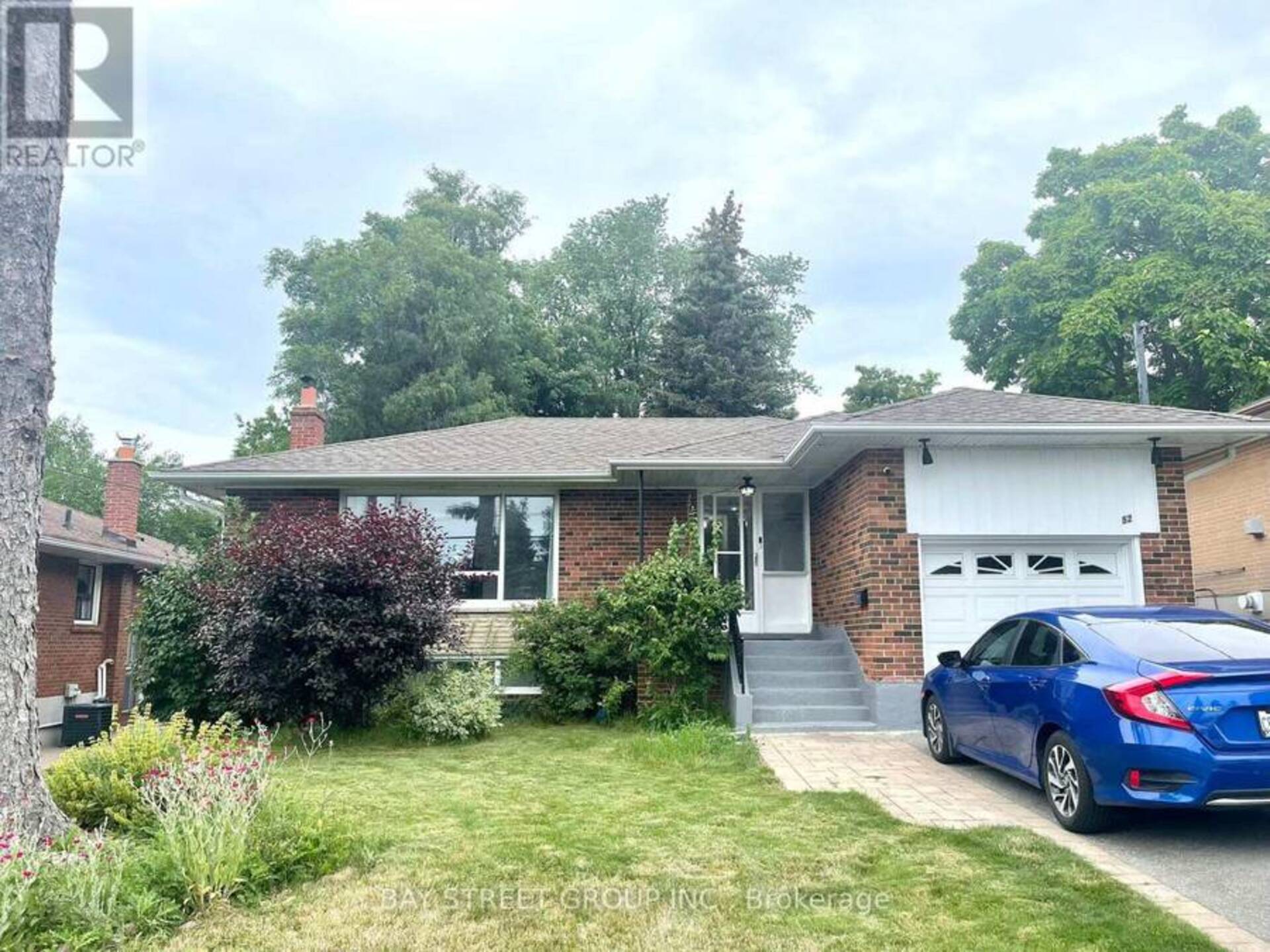 52 ELVASTON DRIVE Toronto