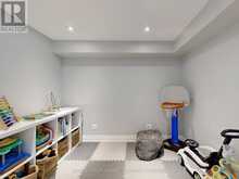 527 GLENCAIRN AVENUE Toronto