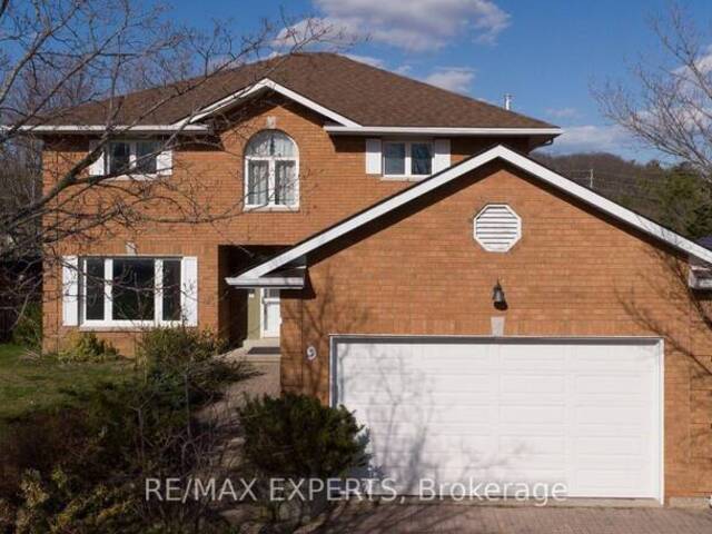 9 TEMPLETON CRESCENT Barrie  Ontario