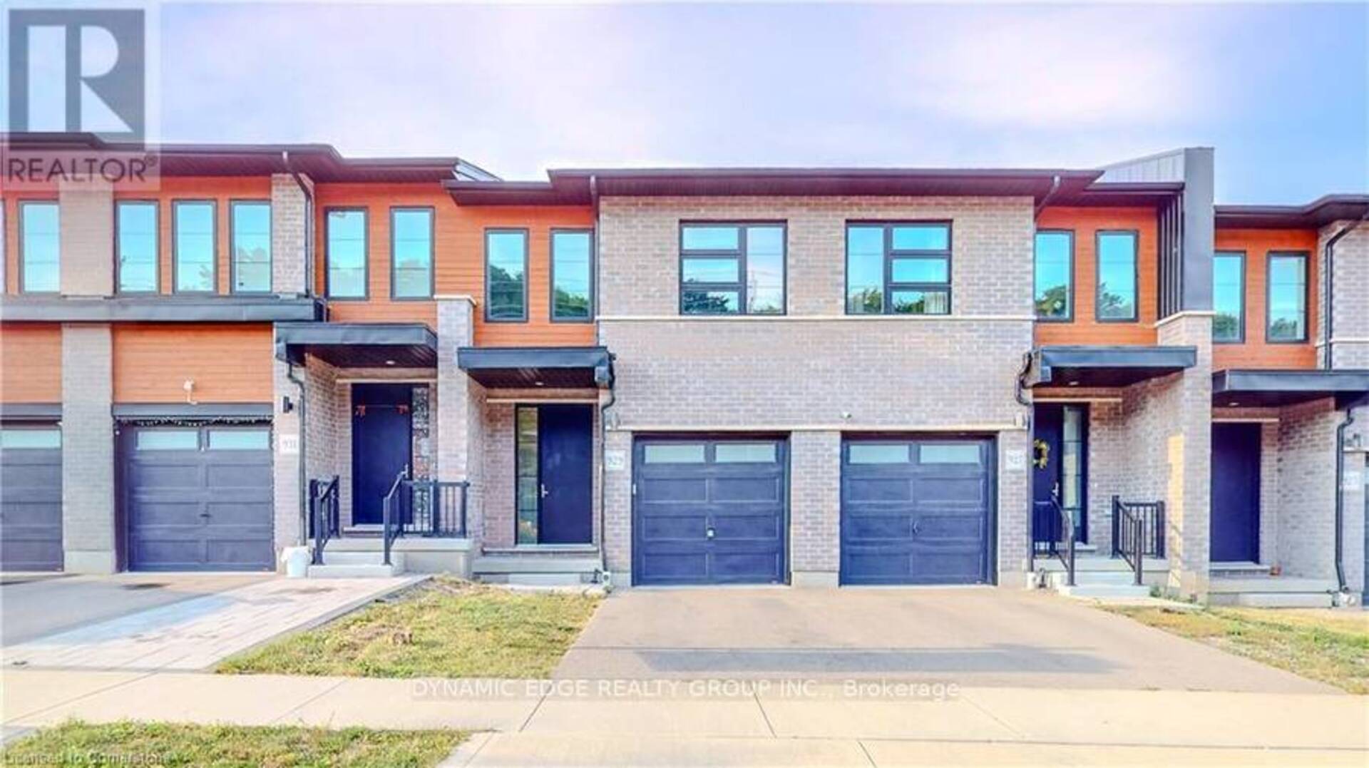 929 ROBERT FERRIE DRIVE Kitchener