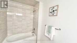 334 - 128 GROVEWOOD COMMON Oakville