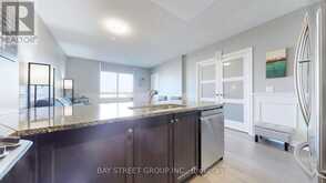 915 - 9245 JANE STREET Vaughan 