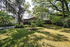 68 BARRINGHAM DRIVE Oakville