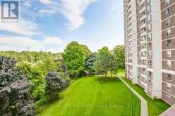 415 - 20 EDGECLIFF GOLFWAY Toronto