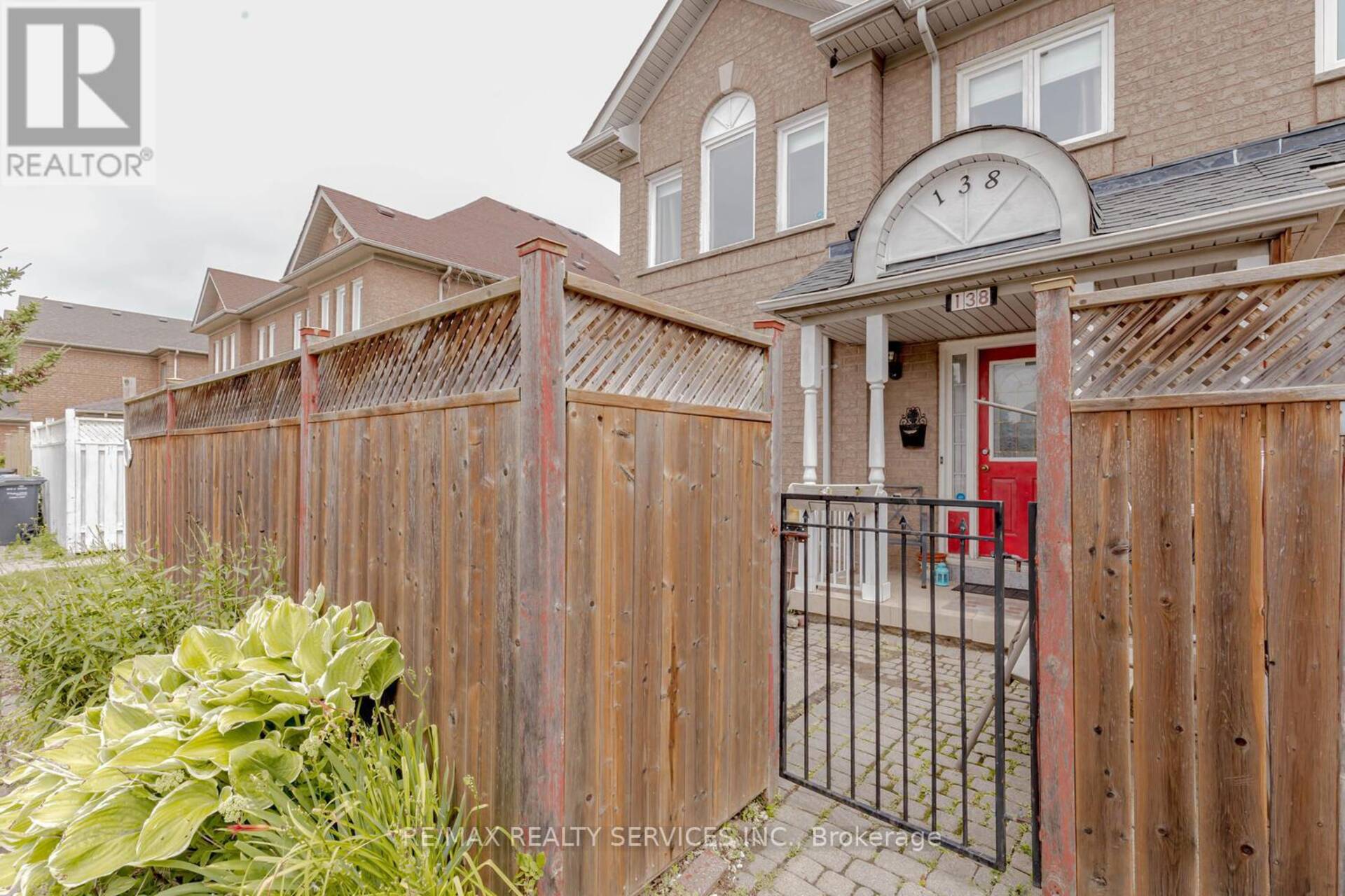 138 PRESSED BRICK DRIVE Brampton 