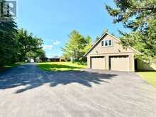 131 PEATS POINT ROAD Prince Edward County