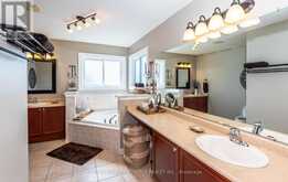 10 SAXON ROAD Barrie 