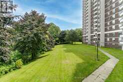 106 - 20 EDGECLIFFE GOLFWAY Toronto