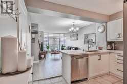 212 - 330 RED MAPLE ROAD Richmond Hill 