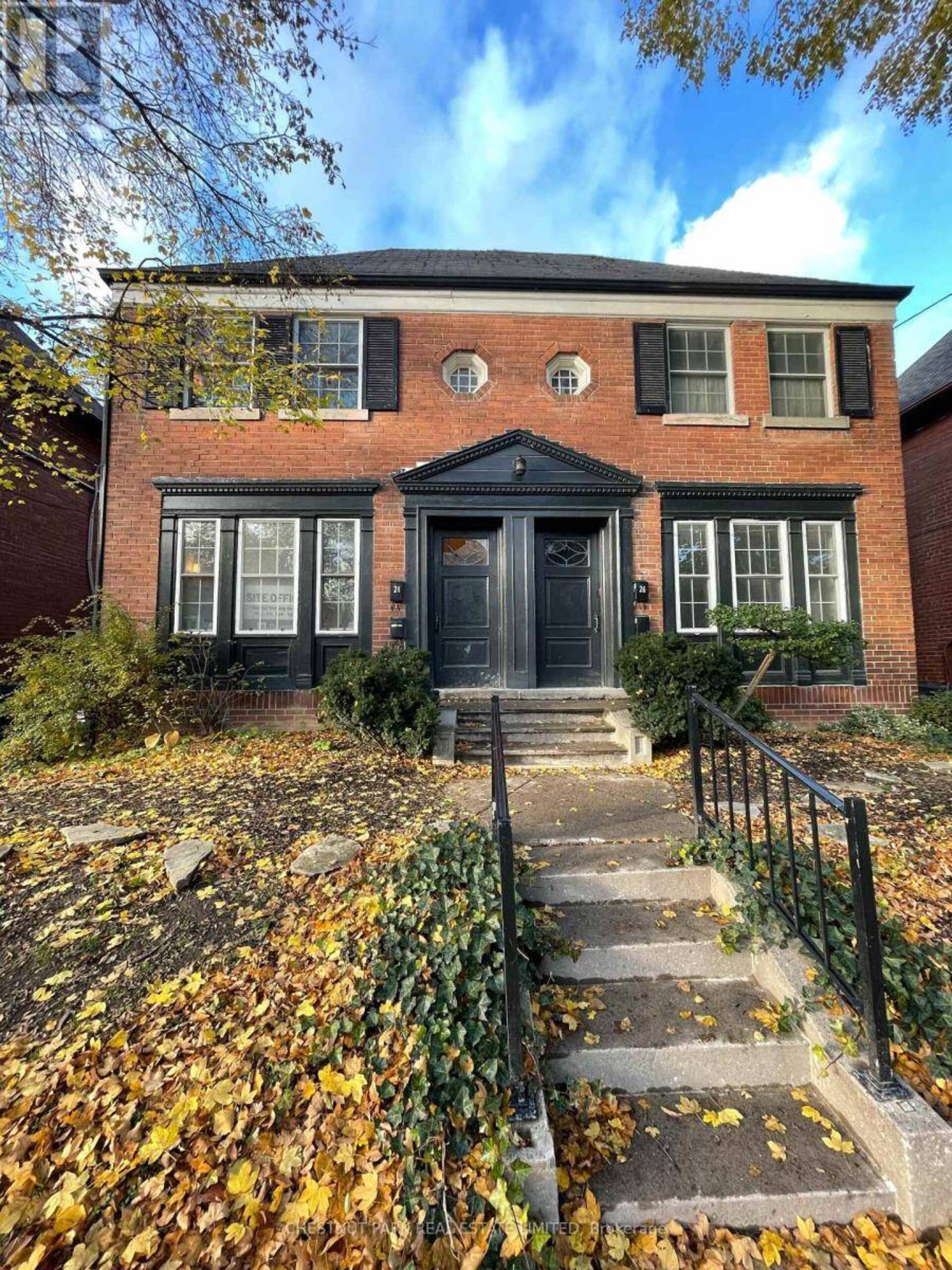 MAIN - 26 STRATHGOWAN AVENUE Toronto 