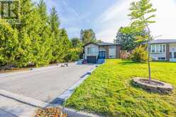 553 PINEWOOD STREET Oshawa 