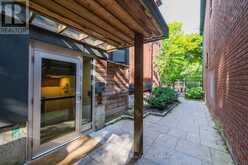 4 - 608 SPADINA AVENUE Toronto 