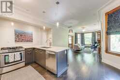 4 - 608 SPADINA AVENUE Toronto