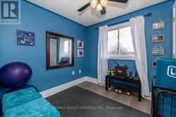 8 WELLS CRESCENT Barrie 