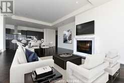 5303 - 180 UNIVERSITY AVENUE Toronto