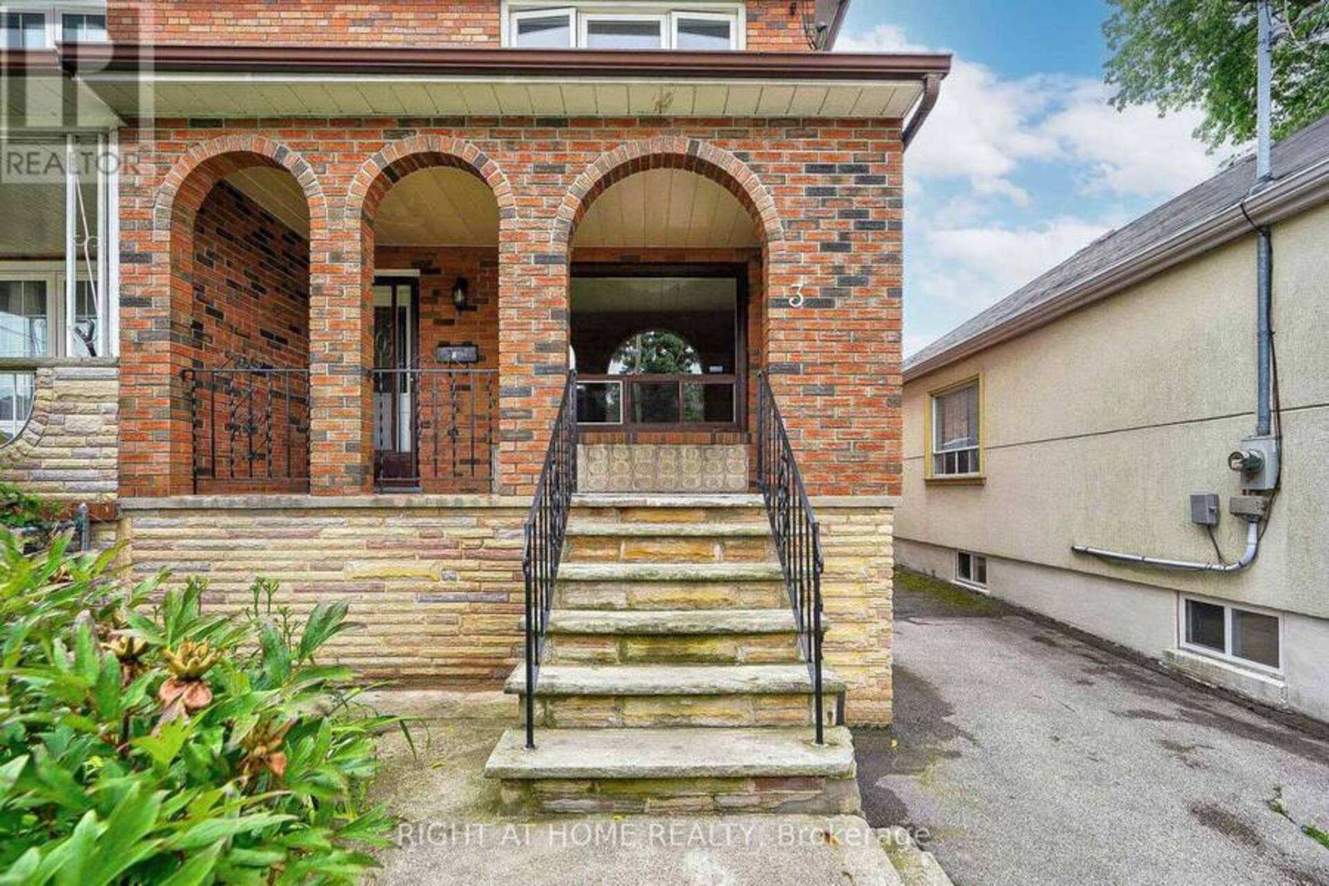 3 MOIRA AVENUE Toronto