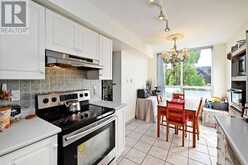 207 - 29 NORTHERN HTS DRIVE S Richmond Hill 