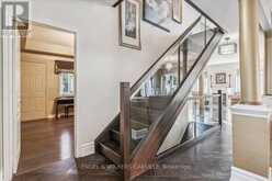 527 RAVINEVIEW WAY Oakville