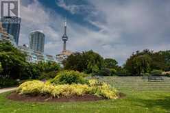 1022 - 550 QUEENS QUAY W Toronto